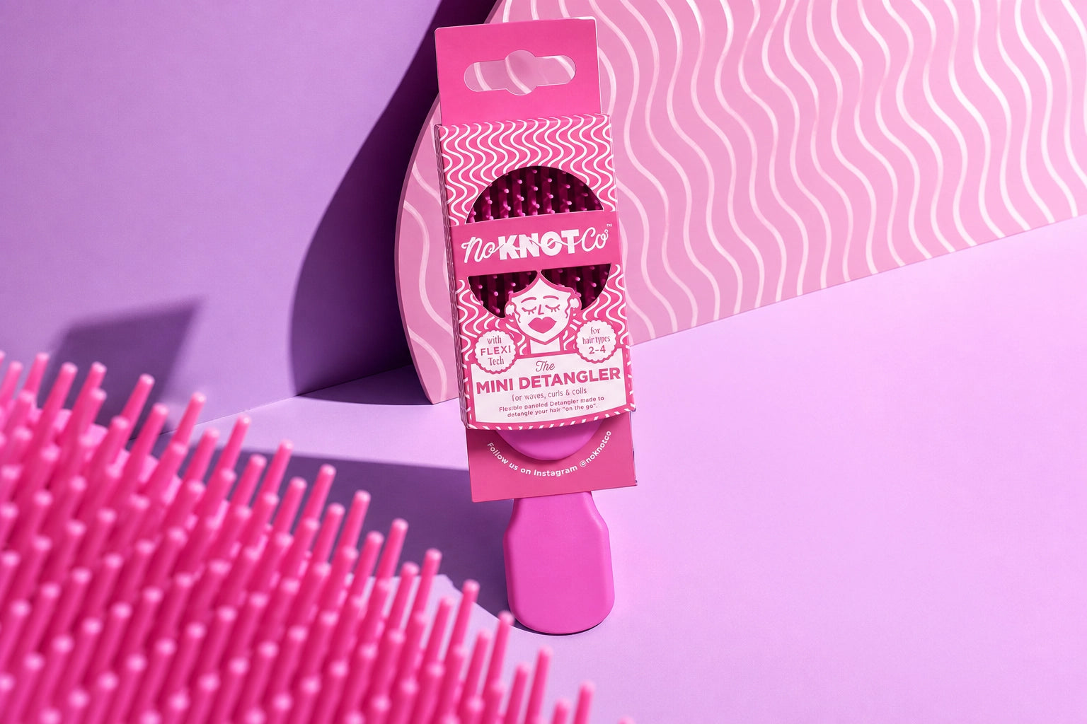 Hair Brush Packaging Design for No Knot Co